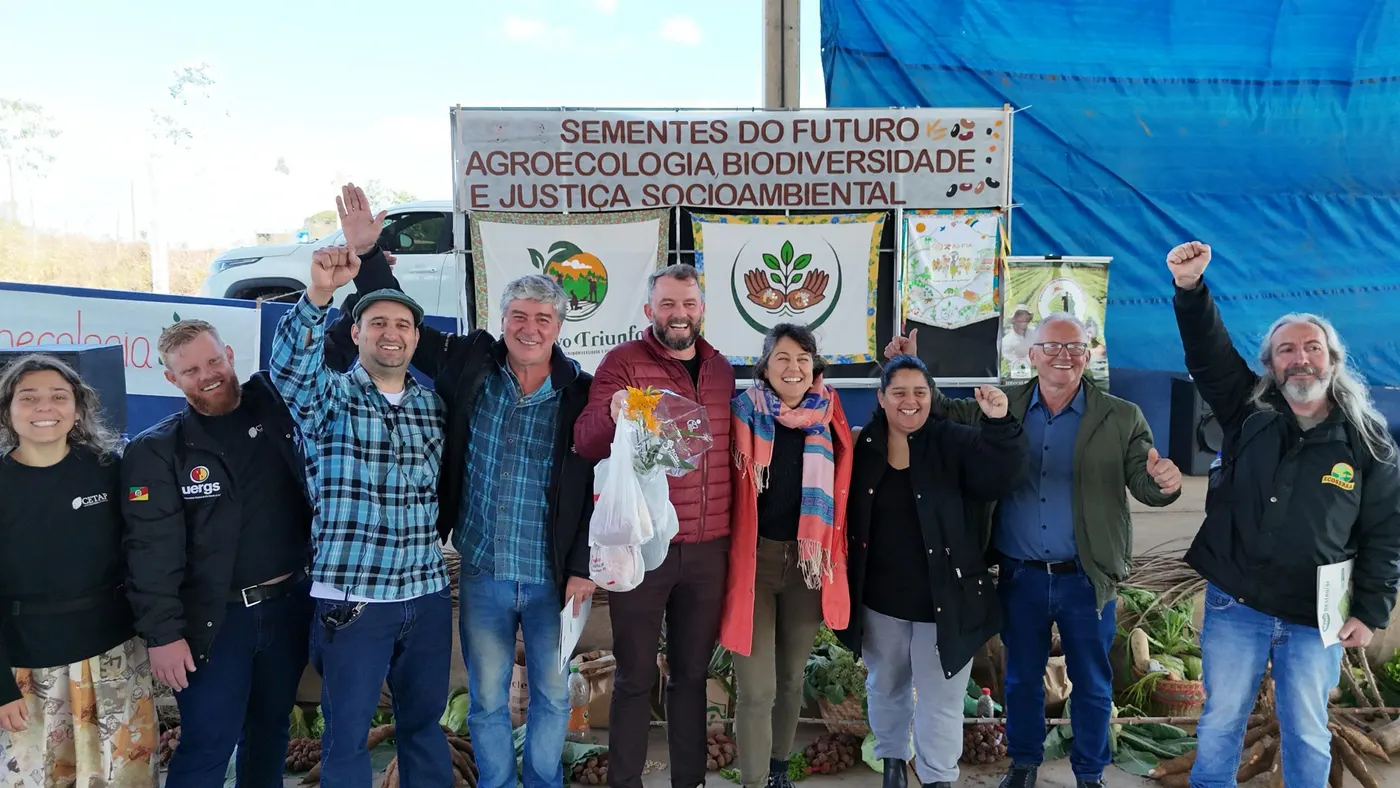 Representantes das cinco entidades parceiras no projeto Da Terra à Mesa