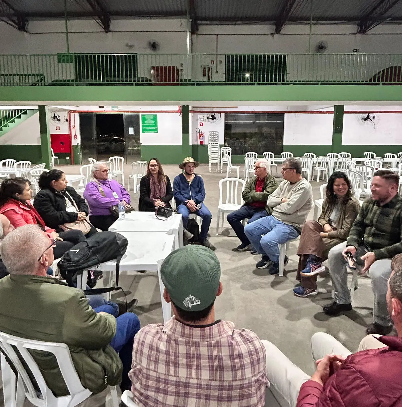 Reunião entre Centro Vianei, Cepagro, AS-PTA, Cemear, CETAP e superintendências do MDA, MDA SC e MDA PR durante a Feira.